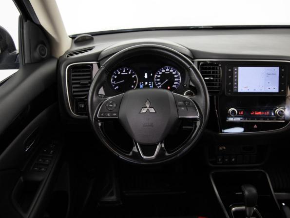 Mitsubishi Outlander III Рестайлинг 3 с пробегом 2021 года, цена 2 349 000 рублей, 92743 км, внедорожник, Автокод Объявления