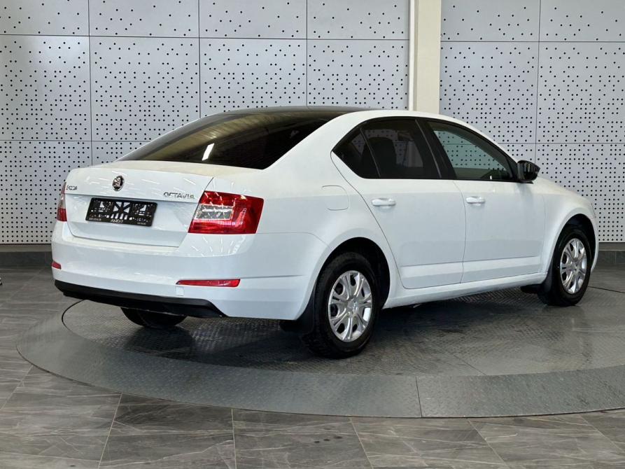Skoda Octavia III (A7) Москва  - изображение 2
