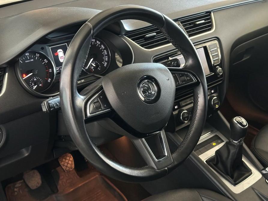 Skoda Octavia III (A7) Москва  - изображение 12