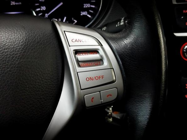 Nissan Qashqai II с пробегом 2018 года, цена 1 585 000 рублей, 106759 км, внедорожник, Автокод Объявления