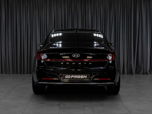 Hyundai Sonata VIII (DN8) с пробегом 2020 года, цена 2 569 000 рублей, 106255 км, седан, Автокод Объявления