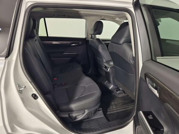 Toyota Highlander IV (XU70) с пробегом 2026 года, цена 5 890 000 рублей, 45 км, внедорожник, Автокод Объявления