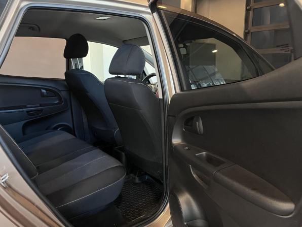 Kia Venga I с пробегом 2012 года, цена 761 000 рублей, 181610 км, компактвэн, Автокод Объявления