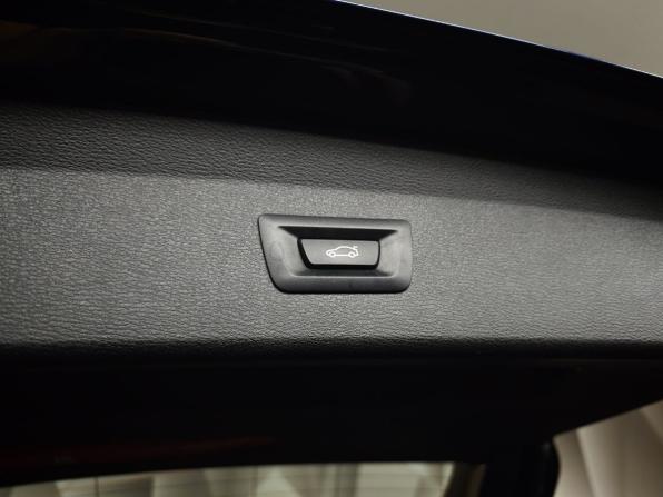 BMW X1 II (F48) Рестайлинг с пробегом 2021 года, цена 3 250 000 рублей, 7632 км, внедорожник, Автокод Объявления