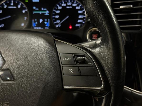 Mitsubishi Outlander III Рестайлинг 3 с пробегом 2021 года, цена 2 270 000 рублей, 137629 км, внедорожник, Автокод Объявления