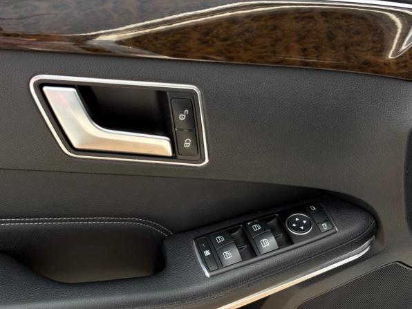 Mercedes-Benz E-Класс IV (W212 S212 C207) Рестайлинг с пробегом 2013 года, цена 1 729 000 рублей, 195261 км, седан, Автокод Объявления