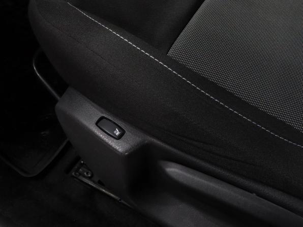Renault Sandero II Рестайлинг с пробегом 2019 года, цена 1 250 000 рублей, 130460 км, хэтчбек, Автокод Объявления
