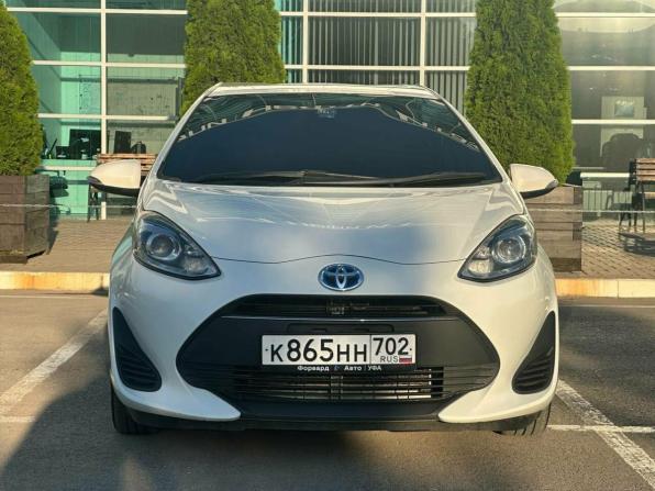 Toyota Aqua I Рестайлинг 2 с пробегом 2018 года, цена 1 095 000 рублей, 101750 км, хэтчбек, Автокод Объявления