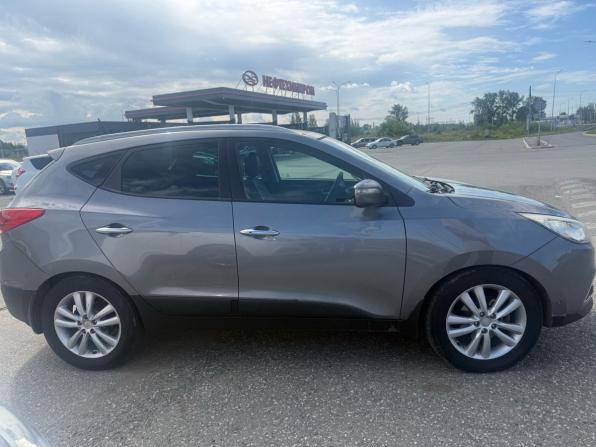 Hyundai ix35 I с пробегом 2012 года, цена 1 215 000 рублей, 243044 км, внедорожник, Автокод Объявления