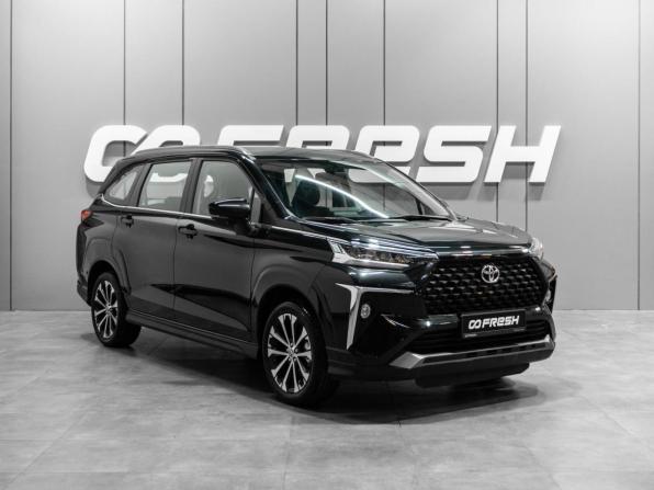 Toyota Veloz с пробегом 2023 года, цена 4 249 000 рублей, 38 км, минивэн, Автокод Объявления