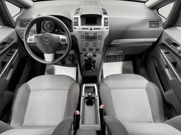 Opel Zafira B Рестайлинг с пробегом 2010 года, цена 895 000 рублей, 168841 км, компактвэн, Автокод Объявления