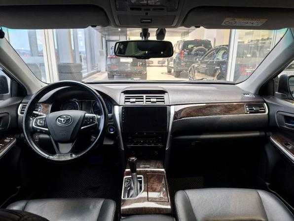 Toyota Camry VII (XV50) Рестайлинг с пробегом 2017 года, цена 2 229 000 рублей, 172574 км, седан, Автокод Объявления
