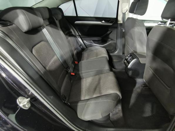 Volkswagen Passat B8 с пробегом 2016 года, цена 1 465 150 рублей, 292177 км, седан, Автокод Объявления
