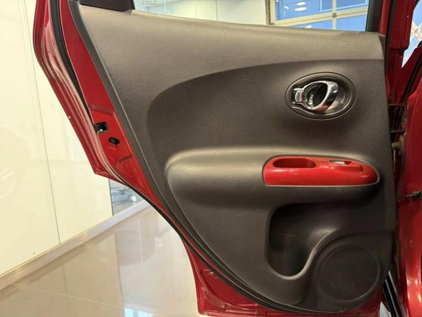 Nissan Juke I с пробегом 2012 года, цена 970 000 рублей, 148781 км, внедорожник, Автокод Объявления