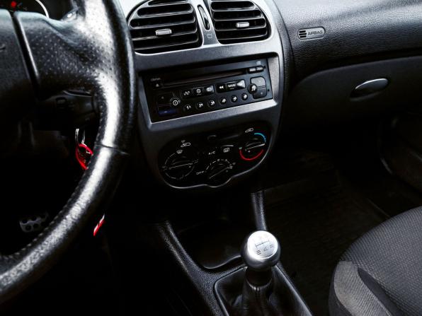 Peugeot 206 с пробегом 2007 года, цена 229 000 рублей, 225994 км, хэтчбек, Автокод Объявления