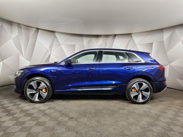 Audi e-tron I с пробегом 2021 года, цена 3 195 000 рублей, 142875 км, внедорожник, Автокод Объявления