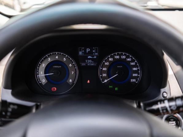 Hyundai Solaris I Рестайлинг с пробегом 2014 года, цена 1 370 000 рублей, 87340 км, хэтчбек, Автокод Объявления