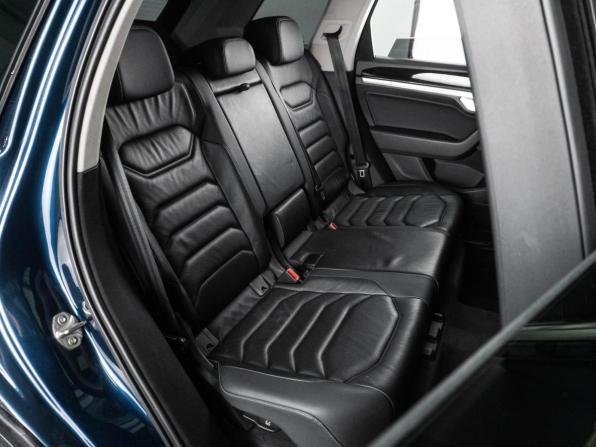 Volkswagen Touareg III с пробегом 2018 года, цена 3 599 000 рублей, 249749 км, внедорожник, Автокод Объявления
