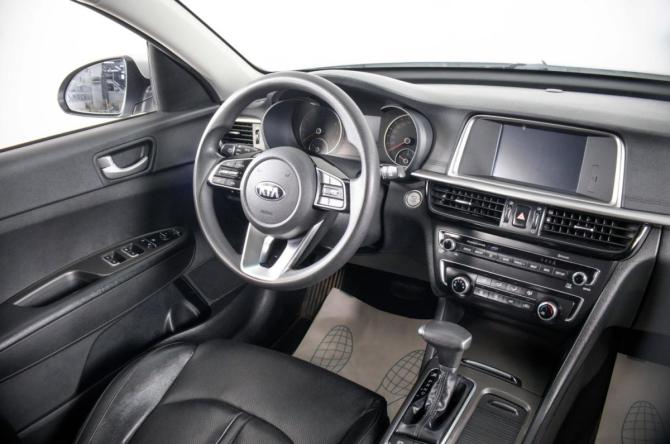 Kia K5 II с пробегом 2018 года, цена 1 999 000 рублей, 182890 км, седан, Автокод Объявления
