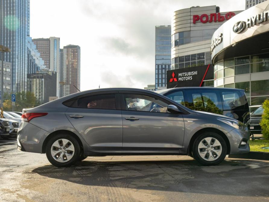 Hyundai Solaris II Москва  - изображение 3