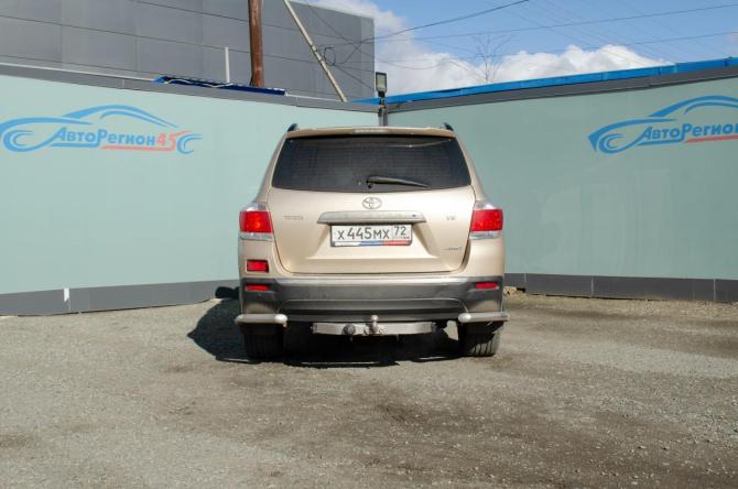 Toyota Highlander II (XU40) Рестайлинг с пробегом 2012 года, цена 1 999 000 рублей, 223000 км, внедорожник, Автокод Объявления