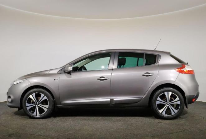 Renault Megane III с пробегом 2012 года, цена 690 000 рублей, 149760 км, хэтчбек, Автокод Объявления