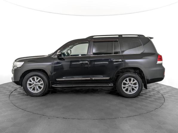 Toyota Land Cruiser 200 Series Рестайлинг 2 с пробегом 2017 года, цена 5 835 000 рублей, 167264 км, внедорожник, Автокод Объявления