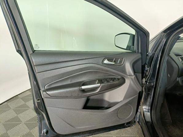 Ford Kuga II с пробегом 2014 года, цена 1 175 000 рублей, 181000 км, внедорожник, Автокод Объявления