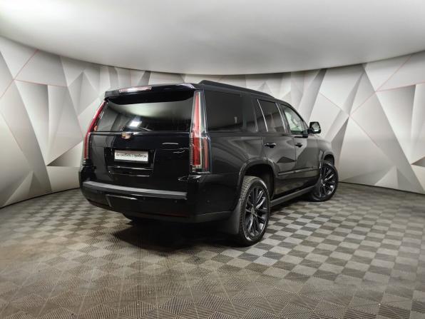 Cadillac Escalade IV с пробегом 2017 года, цена 4 760 000 рублей, 124107 км, внедорожник, Автокод Объявления