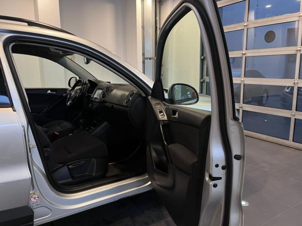 Volkswagen Tiguan I Рестайлинг с пробегом 2014 года, цена 1 300 000 рублей, 226238 км, внедорожник, Автокод Объявления