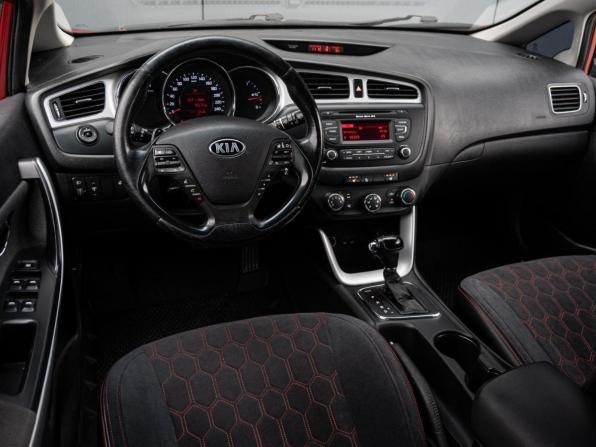 Kia Ceed II с пробегом 2013 года, цена 1 070 000 рублей, 179131 км, хэтчбек, Автокод Объявления