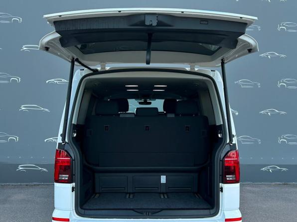Volkswagen Multivan T6 Рестайлинг с пробегом 2020 года, цена 4 940 800 рублей, 174733 км, минивэн, Автокод Объявления