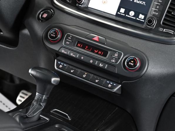 Kia Sorento III Prime Рестайлинг с пробегом 2018 года, цена 1 679 000 рублей, 88000 км, внедорожник, Автокод Объявления