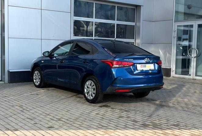 Hyundai Solaris II Рестайлинг с пробегом 2021 года, цена 1 580 000 рублей, 21285 км, седан, Автокод Объявления