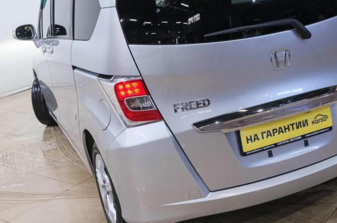 Honda Freed I Рестайлинг 2 с пробегом 2015 года, цена 1 099 000 рублей, 148000 км, компактвэн, Автокод Объявления