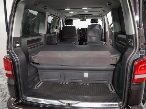 Volkswagen Multivan T5 Рестайлинг с пробегом 2011 года, цена 2 299 000 рублей, 252370 км, минивэн, Автокод Объявления