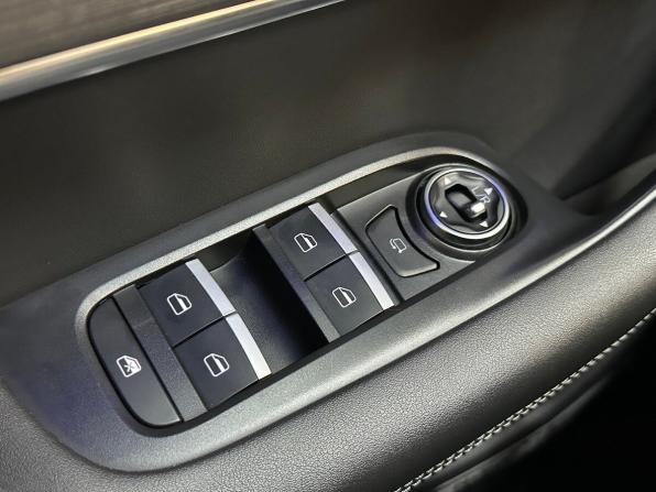 Chery Tiggo 7 Pro Max I с пробегом 2023 года, цена 2 040 000 рублей, 58848 км, внедорожник, Автокод Объявления