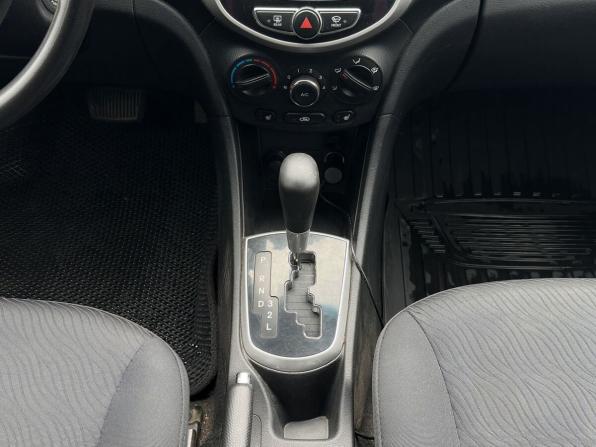 Hyundai Solaris I с пробегом 2011 года, цена 810 000 рублей, 163850 км, седан, Автокод Объявления