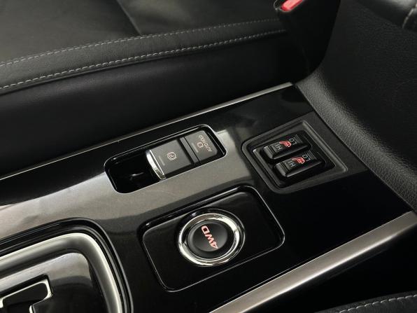 Mitsubishi Outlander III Рестайлинг 3 с пробегом 2018 года, цена 2 740 000 рублей, 53902 км, внедорожник, Автокод Объявления