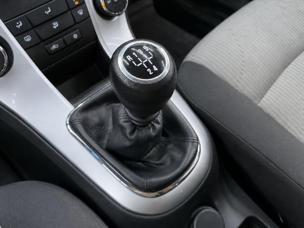 Chevrolet Cruze I Рестайлинг с пробегом 2013 года, цена 899 000 рублей, 127000 км, хэтчбек, Автокод Объявления