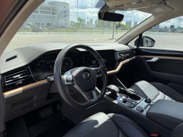 Volkswagen Touareg III с пробегом 2018 года, цена 4 850 000 рублей, 146921 км, внедорожник, Автокод Объявления