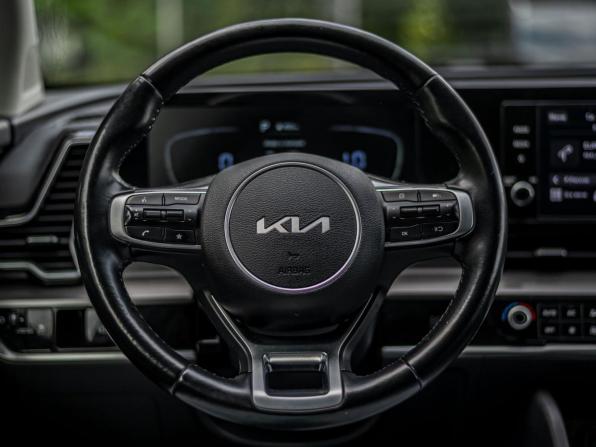 Kia Sportage V с пробегом 2022 года, цена 3 050 000 рублей, 133264 км, внедорожник, Автокод Объявления
