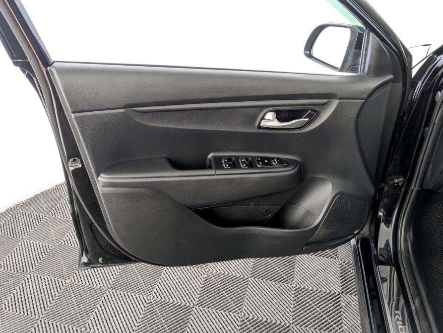 Kia Rio IV Рестайлинг Москва  - изображение 19