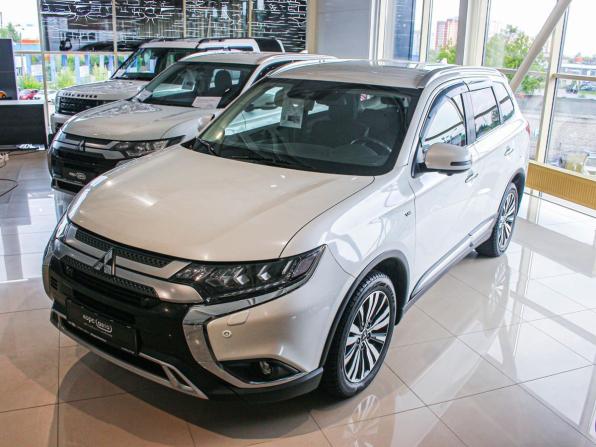 Mitsubishi Outlander III Рестайлинг 3 с пробегом 2019 года, цена 2 536 000 рублей, 144830 км, внедорожник, Автокод Объявления