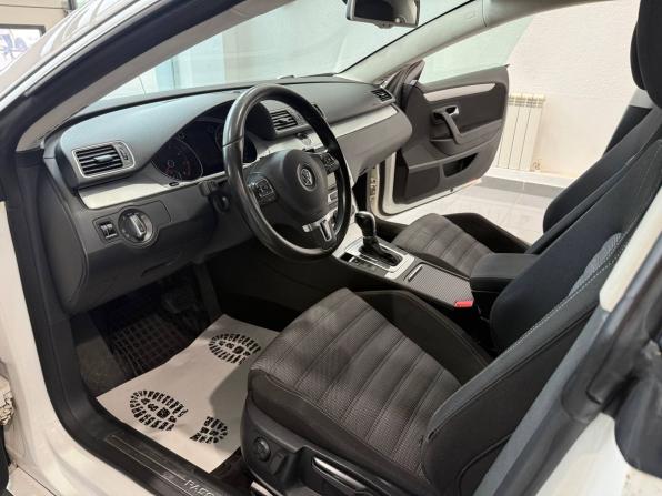 Volkswagen Passat CC I Рестайлинг с пробегом 2013 года, цена 1 350 000 рублей, 239045 км, седан, Автокод Объявления