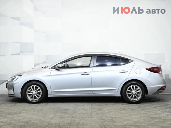 Hyundai Avante VI Рестайлинг с пробегом 2019 года, цена 1 900 000 рублей, 38964 км, седан, Автокод Объявления