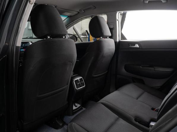 Kia Sportage IV Рестайлинг с пробегом 2018 года, цена 2 179 000 рублей, 89360 км, внедорожник, Автокод Объявления