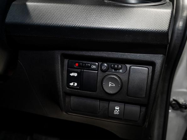 Honda Freed I Рестайлинг с пробегом 2012 года, цена 1 200 000 рублей, 64000 км, компактвэн, Автокод Объявления