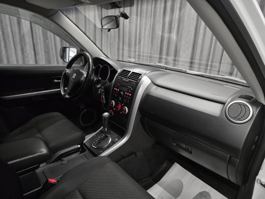 Suzuki Grand Vitara II Рестайлинг Красноярск  - изображение 16