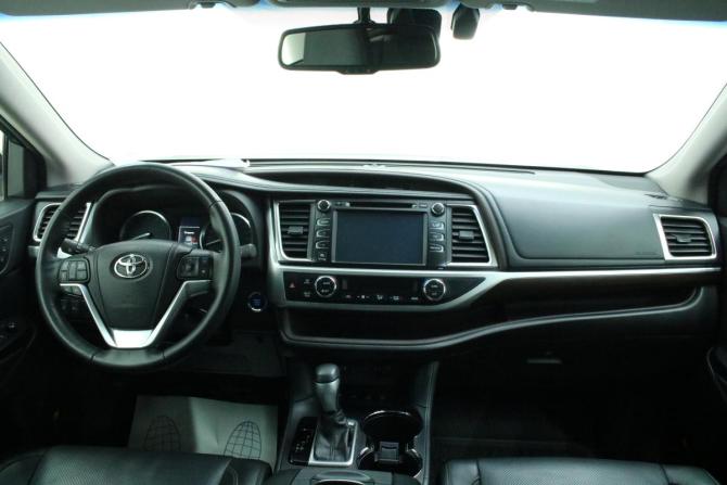 Toyota Highlander III (XU50) с пробегом 2015 года, цена 3 390 000 рублей, 90400 км, внедорожник, Автокод Объявления